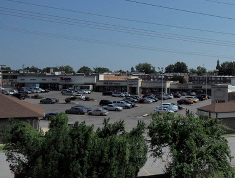Barclay Square Shopping Center